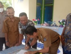 Sertijab Kades Peninjau, Camat Ingatkan Supaya Pedomani Aturan dan Amanah