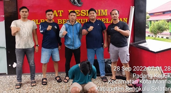 Pemuda Bobol Kosan