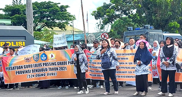 Guru Honorer Gelar Aksi