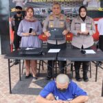 Pemuda Mahasiswa Curi Laptop