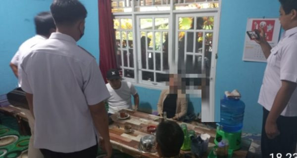 Oknum LSM Terjaring OTT Polisi di Padang Jaya Oknum R Terjaring OTT_1
