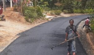 PUPR BU Bangun Jalan Air Sabai-Air Pandan