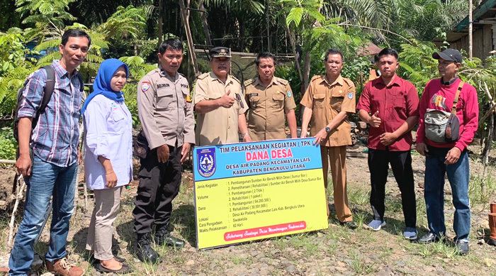 Pemdes Air Padang Rehabilitasi Dua Titik Sumur Bor Air Padang