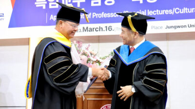 Rohidin Mersyah Dianugerahi Gelar Profesor oleh Universitas Jungwon