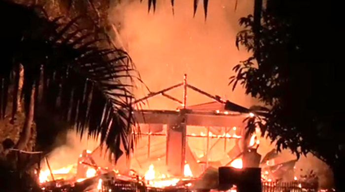 Kebakaran Terjadi Lagi di Bengkulu Utara, Rumah Heriyanto Sinurat Ludes Terbakar Rumah Terbakar