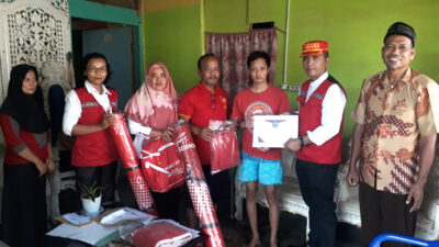 Dinsos BU Kunjungi Keluarga Penerima Jamkesda di Padang Jaya