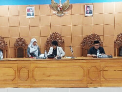 Eksekutif Jawab Pandangan Umum Fraksi Terhadap Raperda PLP2B