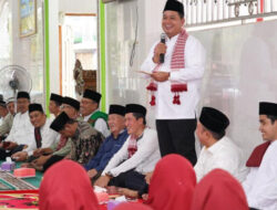Bupati Askolani Didampingi Wabup, Safari Ramadhan di Desa Mainan