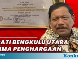 Kembangkan Kawasan Transmigrasi Mandiri, Bupati BU Terima Penghargaan Dari Mendes PDTT