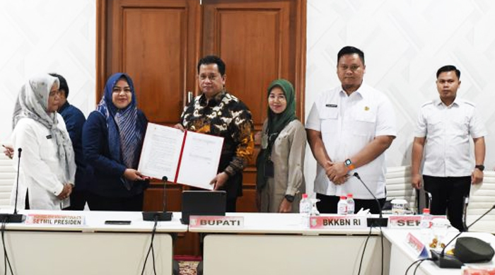 Bupati Banyuasin Sambut Tim Verifikasi Satyalencana Wira Karya Banyuasin_Peninjauan Satyalencana