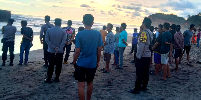 Dua Warga BU Digulung Ombak, Satu Korban Belum Ditemukan