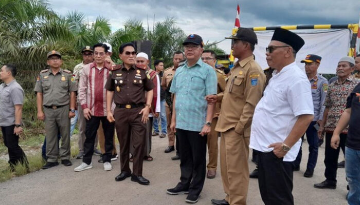 Perusahaan Tambang Batubara Ganti Kerusakan Jalan Provinsi di BU Rp 4,9 M