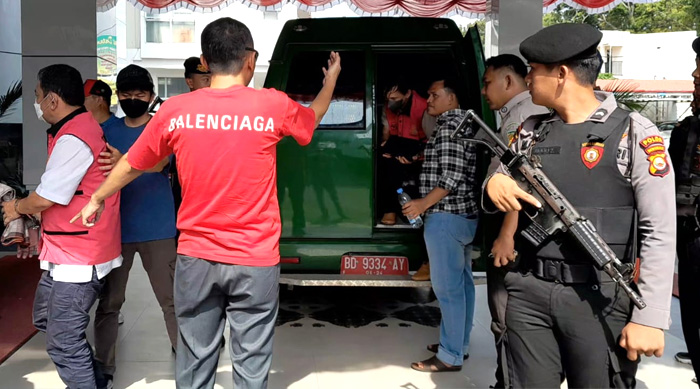 Tiga Penghalang Penyidikan Perkara Korupsi Ditangkap Amankan pelaku