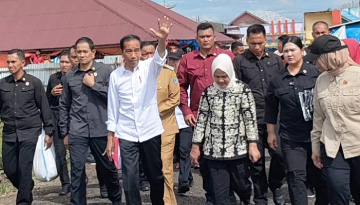 Kedatangan Presiden Jokowi Disambut Antusias Masyarakat Bengkulu Utara