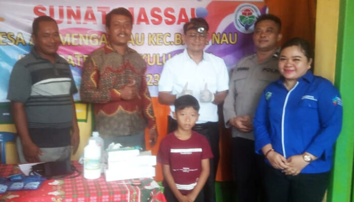 Pemdes Air Manganyau Gelar Khitanan Massal Gratis