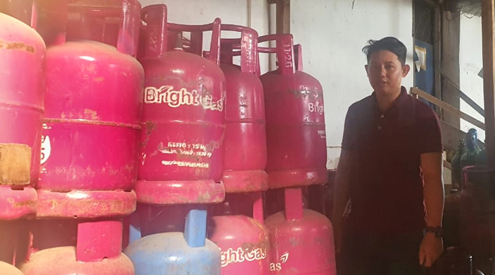 Sejumlah Agen Gas LPG di Giri Mulya Disidak Polisi Polisi Sidak Pangkalan Gas LPG