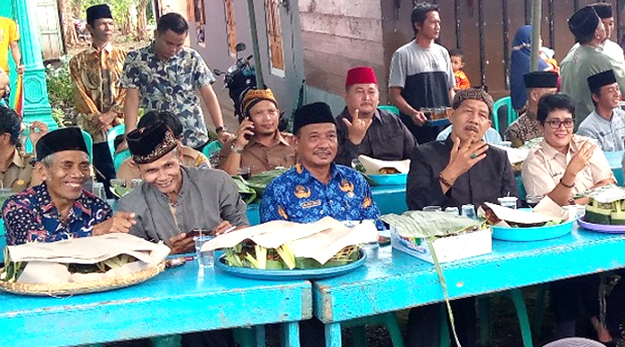 Suroan di Tebing Kaning Dihadiri Sejumlah Tokoh Politik Suroan Tebing Kaning