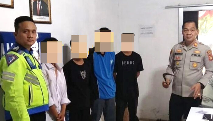 Dicurigai Akan Tawuran, Empat Remaja Bawa Sajam Diamankan Polisi