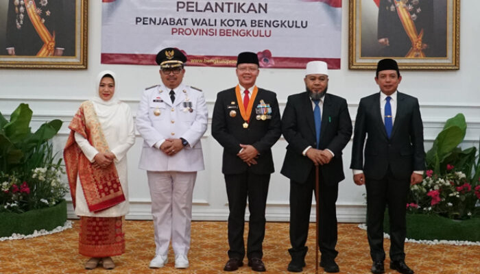 Gubernur Rohidin Lantik Pj Walikota Bengkulu
