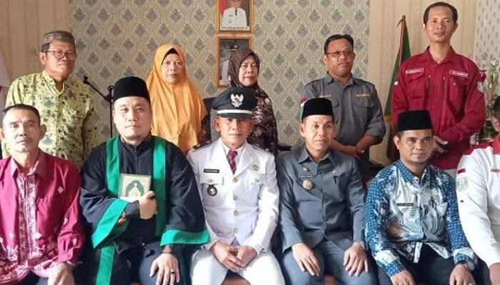 Lantik Pj Kades Santan Sari, Ini Pesan Camat Sembawa