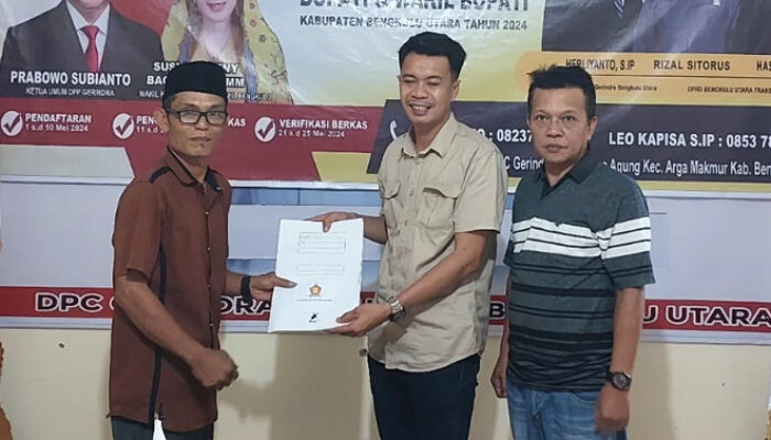 Dr Haryadi Kembalikan Formulir Pendaftaran ke DPC Gerindra