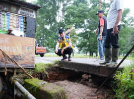 Pj.Bupati Banyuasin Kembali Tinjau Pelaksanaan Pekerjaan Penanggulangan Banjir