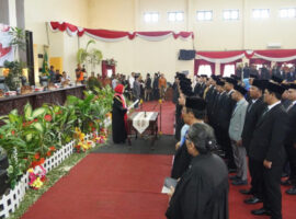 Pj Bupati Banyuasin Hadiri Pelantikan Anggota DPRD