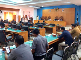 Paripurna DPRD BU, Kata Akhir Fraksi Tentang Raperda Perubahan APBD