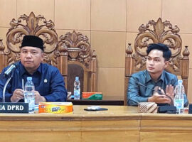 Wakil Ketua DPRD BU Pimpin Pembahasan Hasil Rapat Bapemperda