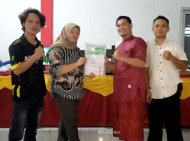 Pemdes Kr. Anyar II Terima Bantuan Komputer dari Kemendes PDT