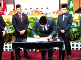 DPRD Banyuasin Gelar Rapat Paripurna Penetapan Bupati Dan Wakil Bupati Terpilih