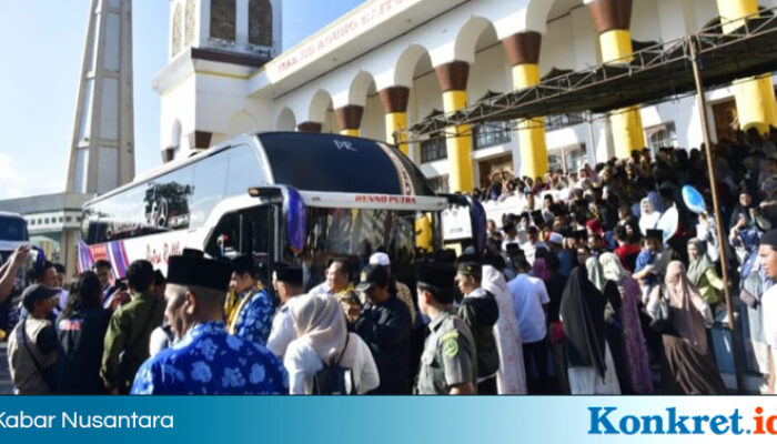 Bupati RL HM Fikri Lepas Keberangkatan 228 Calon Jamaah Haji 2025