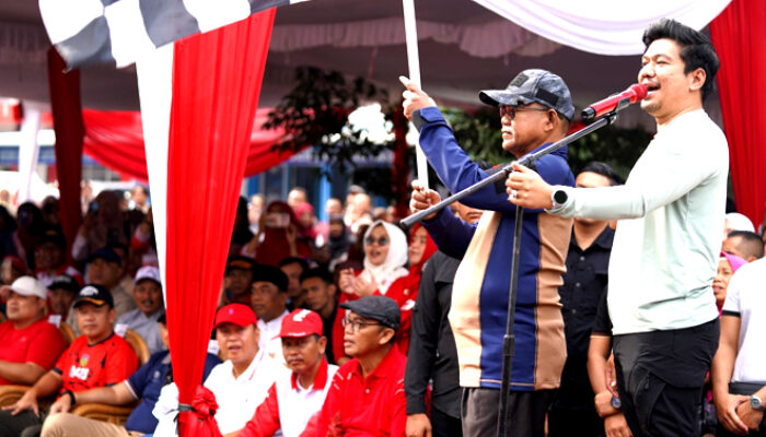 Bupati BU Lepas Secara Resmi Pawai Pembangunan HUT Proklamasi RI ke-80
