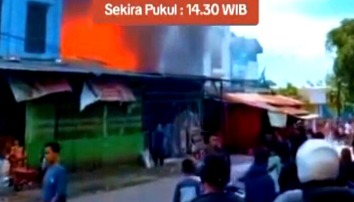 Rumah Dua Lantai Milik Lansia di Purwodadi Arga Makmur Ludes Terbakar