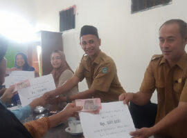 Pemdes Sidodadi Bagikan BLT DD Tahap Dua